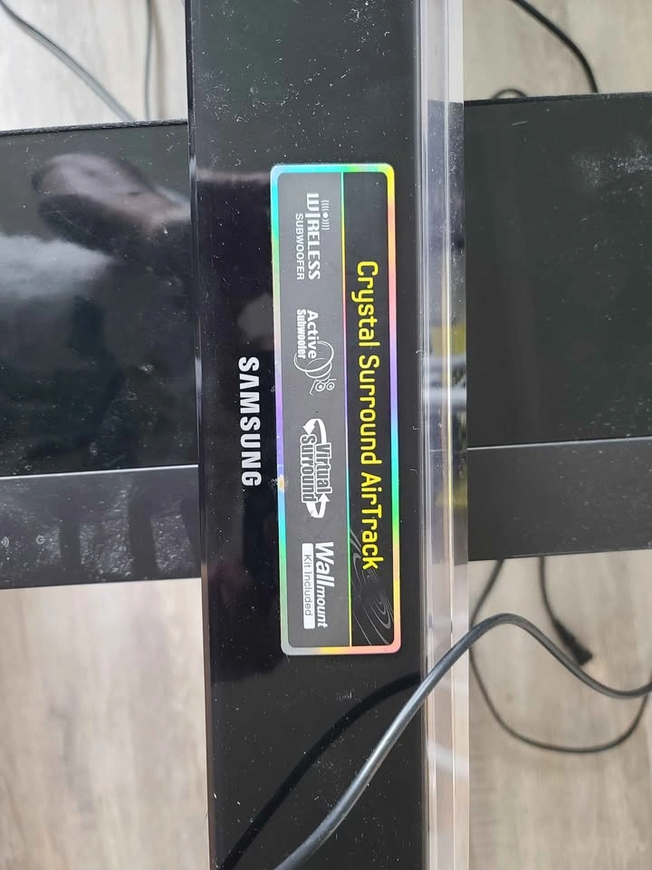 Samsung HW-C450 2.1 Channel Sound Bar with Wireless Subwoofer - photo 2