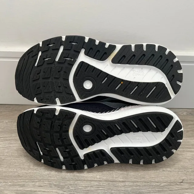 Brooks Ariel GTS 24 Shoes - Size 7 image indicator(5)