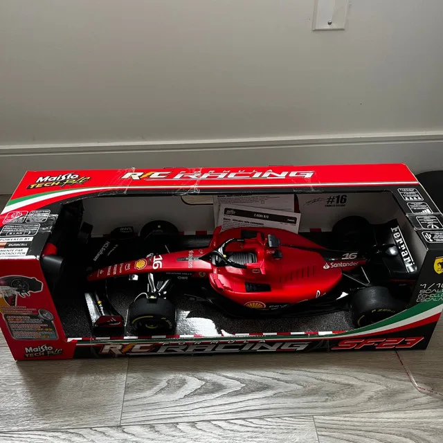 Ferrari SF23 RC Racing Car image indicator(6)