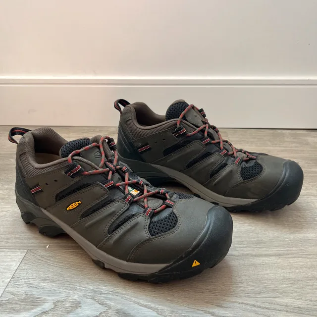 Keen Targhee III Oxford image indicator(2)