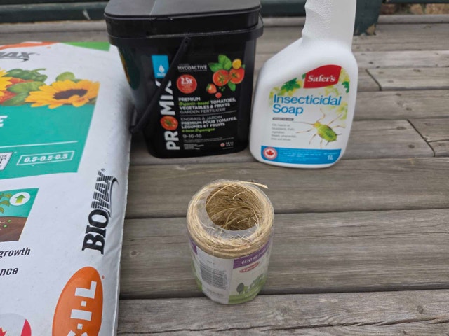 Pending Pick Up - Soil & Garden Supplies - photo 4