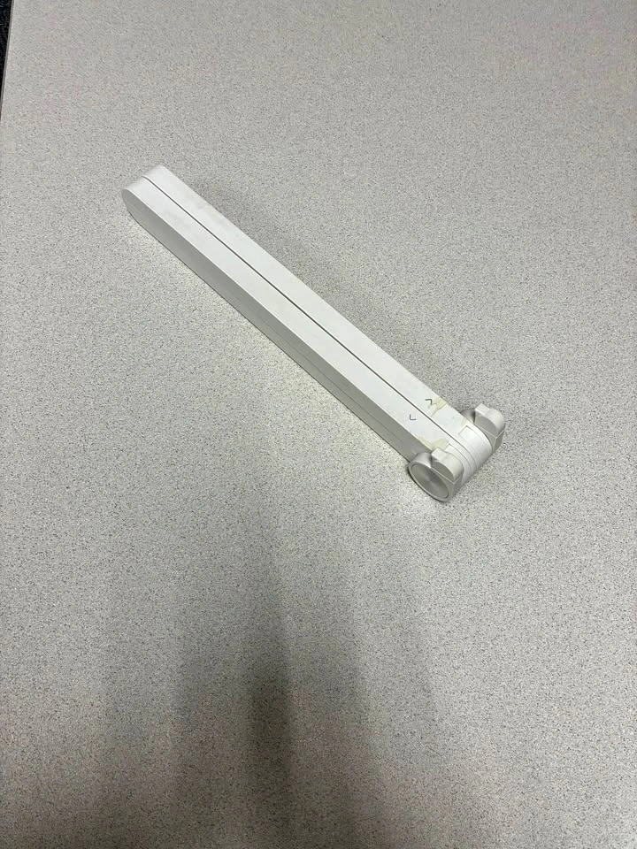 Portable laptop stand