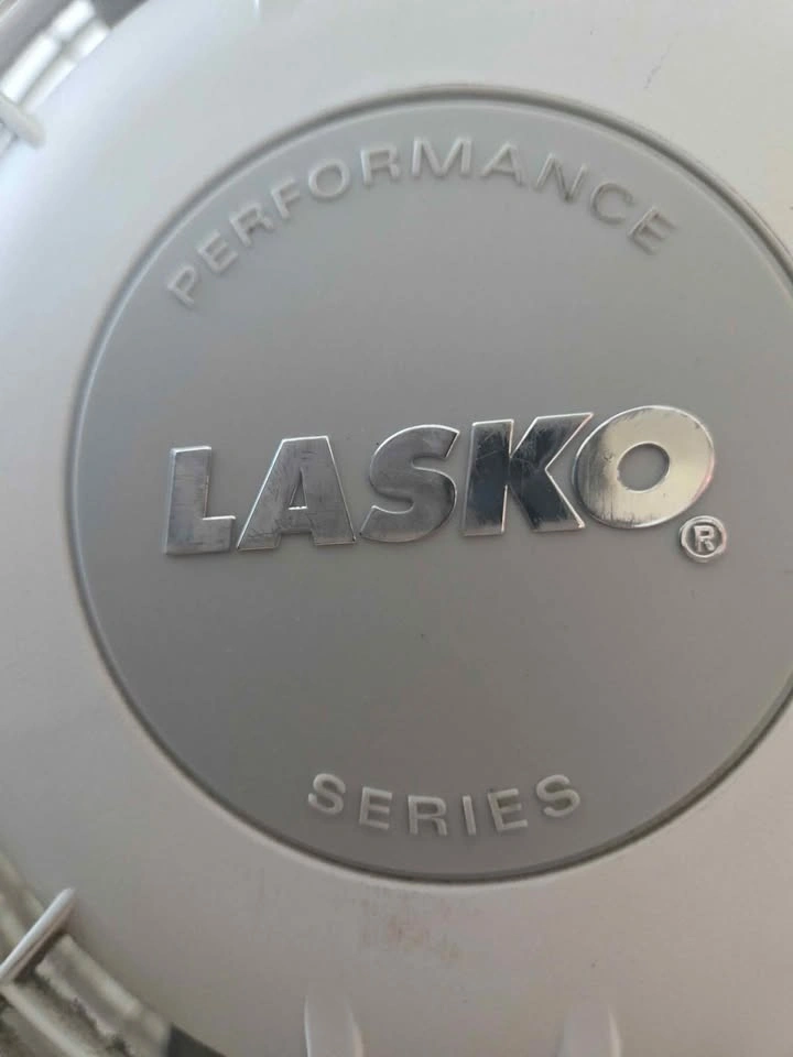Lasko 21" Fan - photo 2