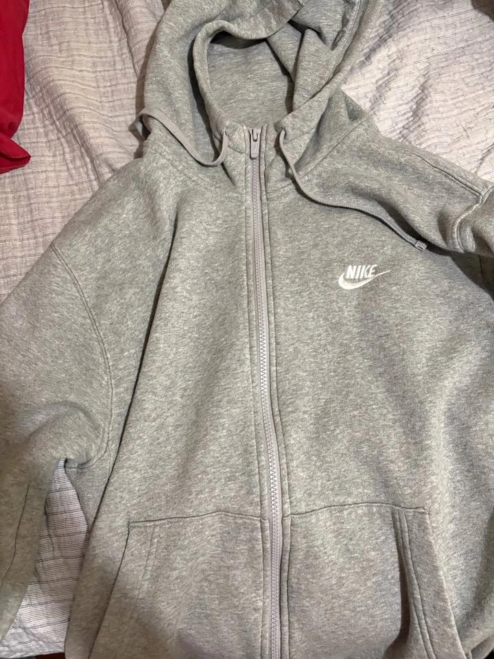 Nike Zip-Up Sweater Size Large