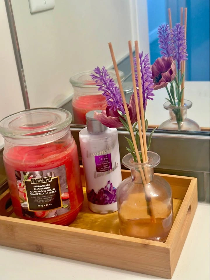 🚨 MOVING OUT SALE – EVERYTHING MUST GO! 🕯️ Bathroom Decor Set wi