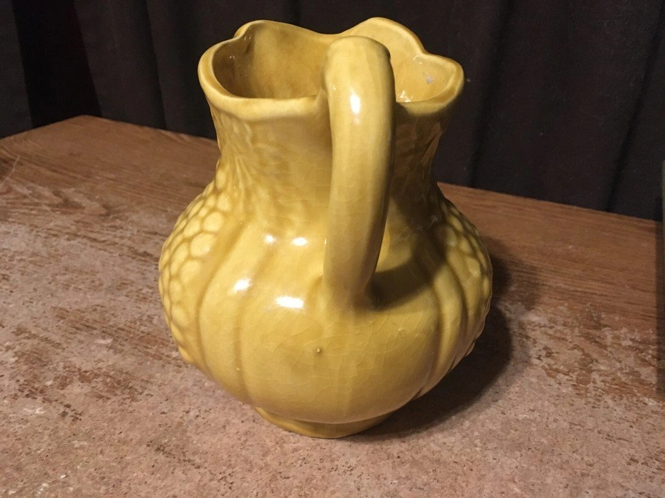 Vintage California Pottery Pitcher Yellow Grape Motif #487 - photo 3