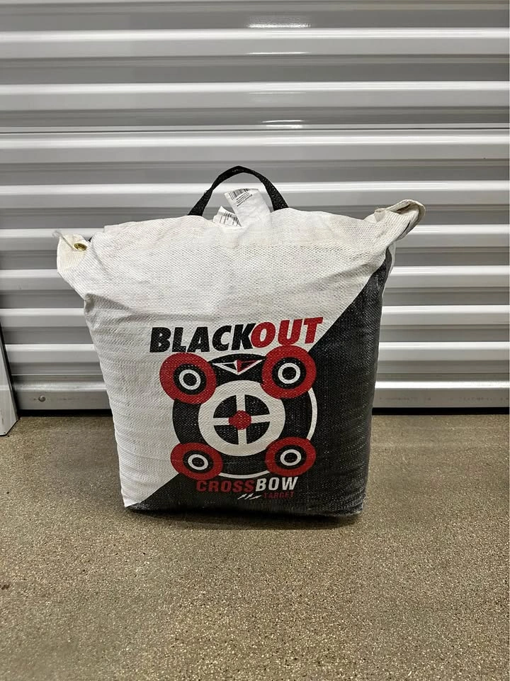 Blackout Crossbow Target Bag – Archery Practice Target