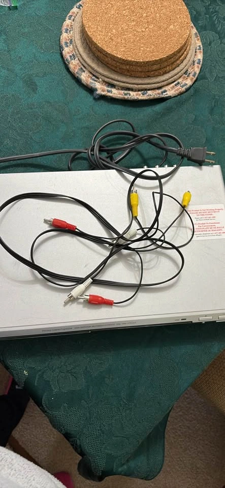 Sony HDMI DVD Player - Dolby Digital - photo 2