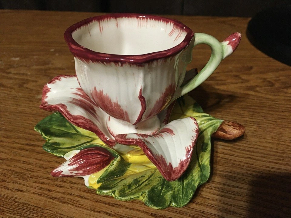RED CM INC CHADWICK PORCELAIN FLOWER TEACUP & SAUCER