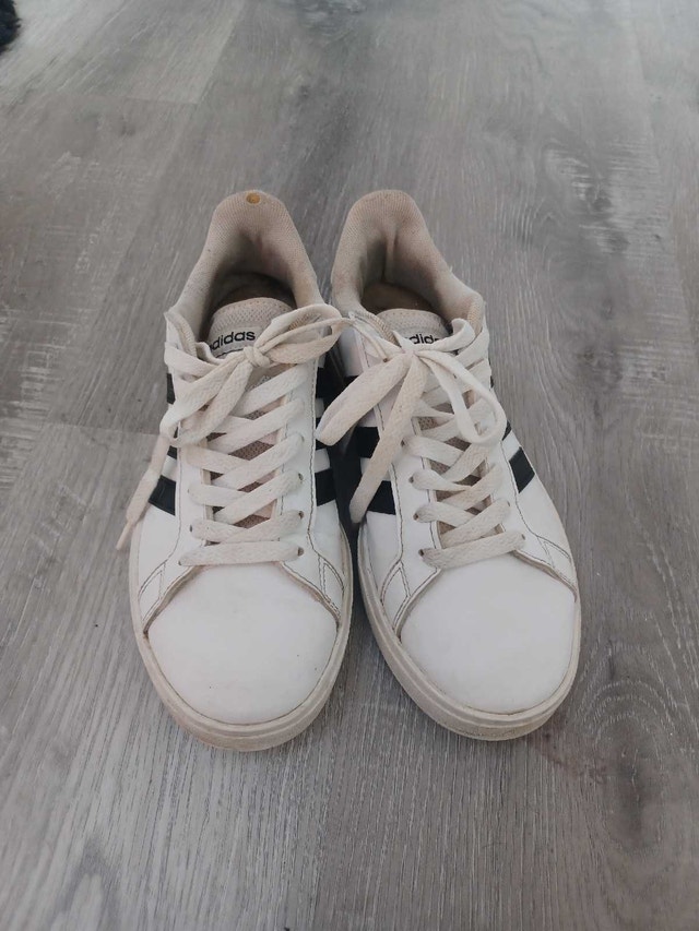 Adidas Grand Court 2.0 Shoes - Size 7 - photo 3