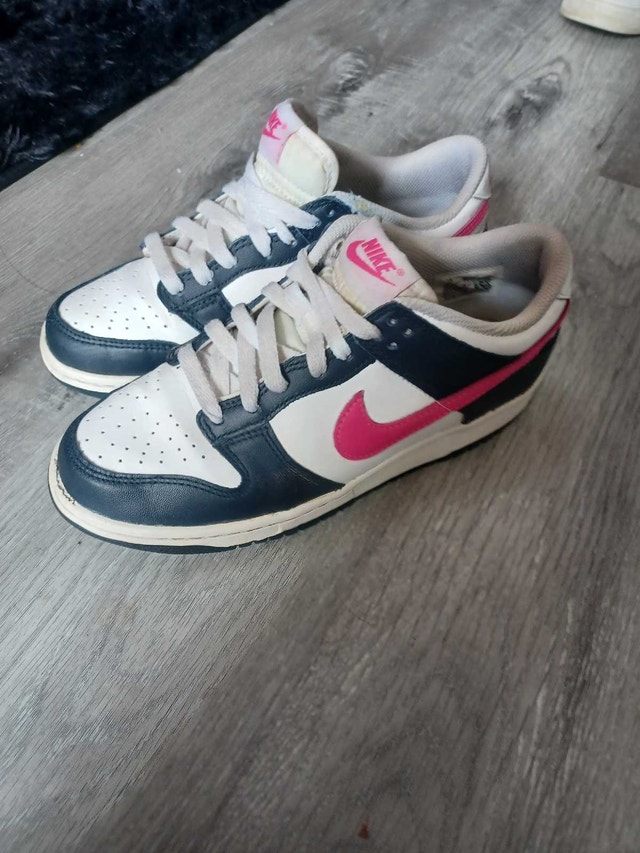 Nike Dunk Low GS size 6 kids
