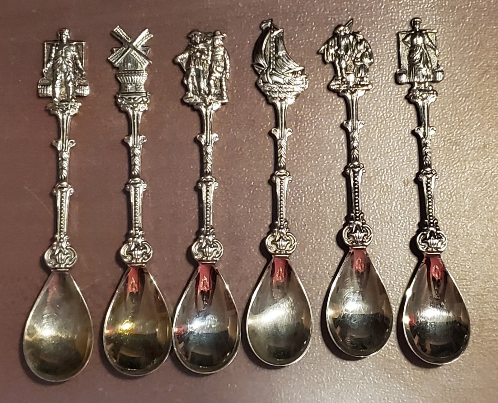 Vintage Decorative Spoon Set