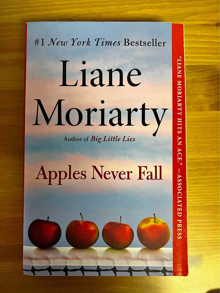Liane Moriarty Apples Never Fall Book
