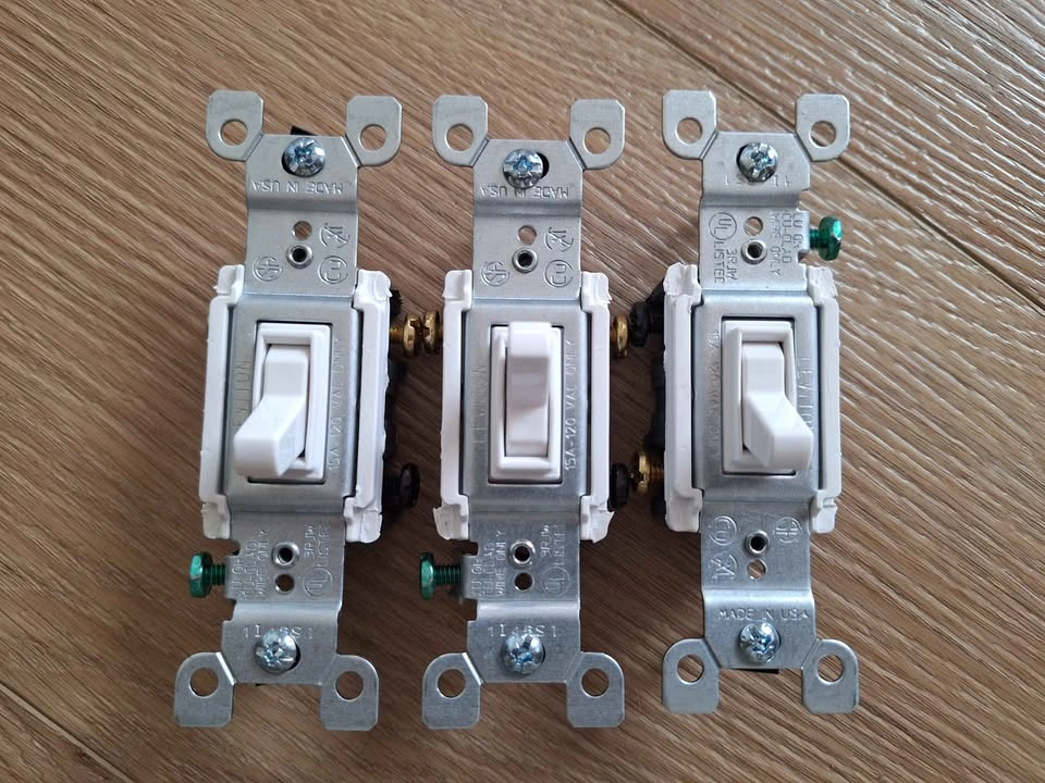 3-Way Switches - photo 4