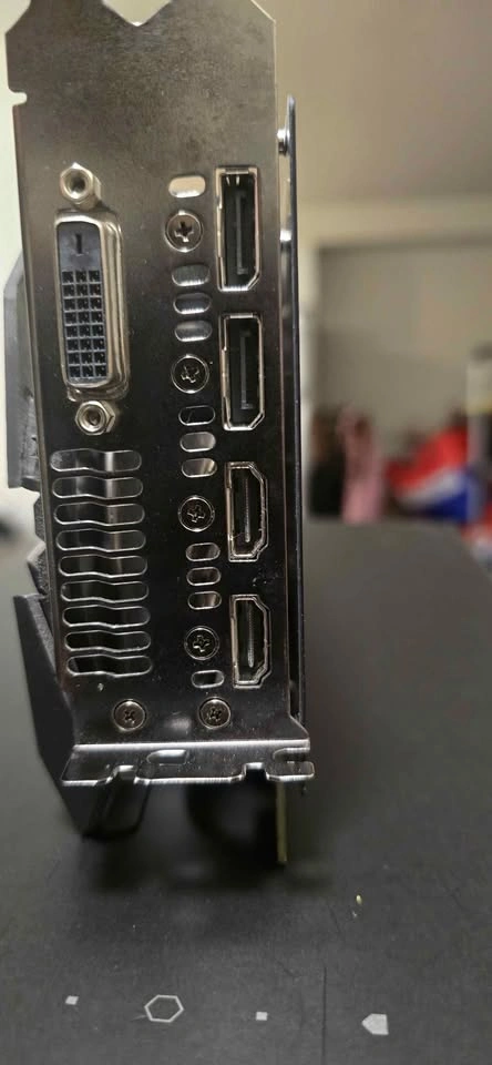 ASUS ROG Strix Radeon RX 580 8GB Gaming Graphics Card - photo 3