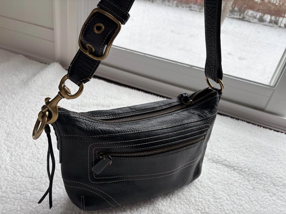 Coach Vintage Y2K Black Soho Hobo Fringe Leather Shoulder Bag - photo 2