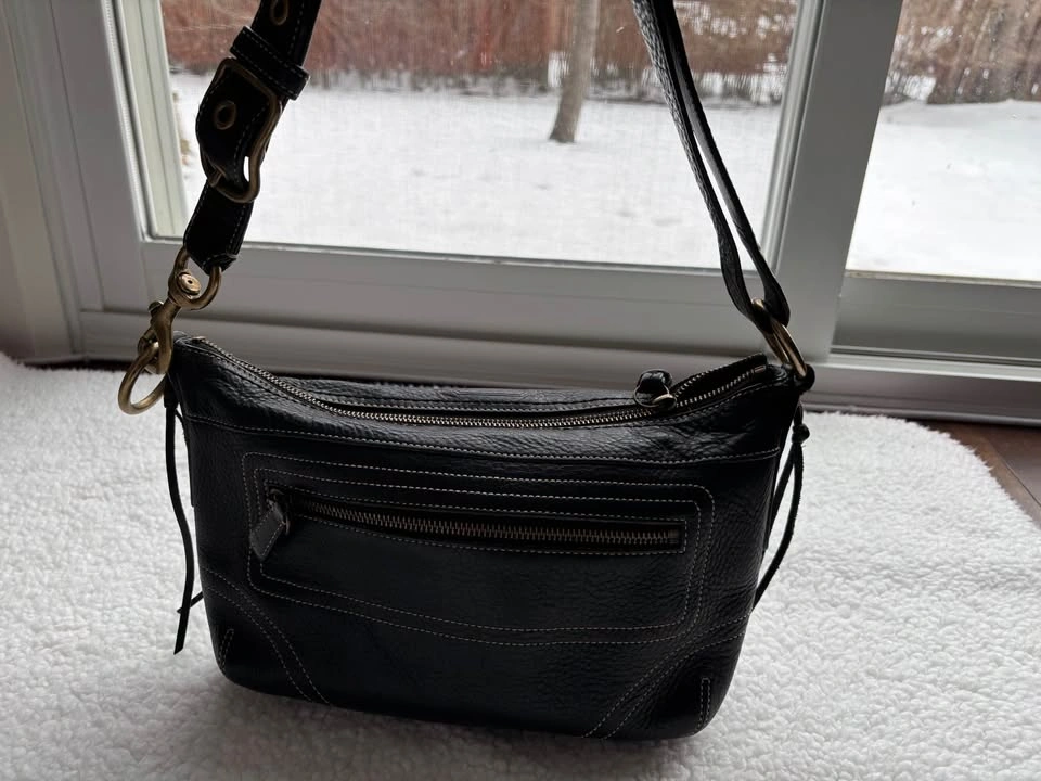 Coach Vintage Y2K Black Soho Hobo Fringe Leather Shoulder Bag - photo 3
