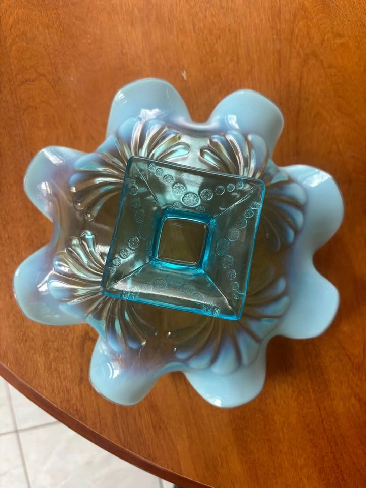 Antique Blue Jefferson Glass Candy Dish: Beaded Fans, Opalescent - photo 3