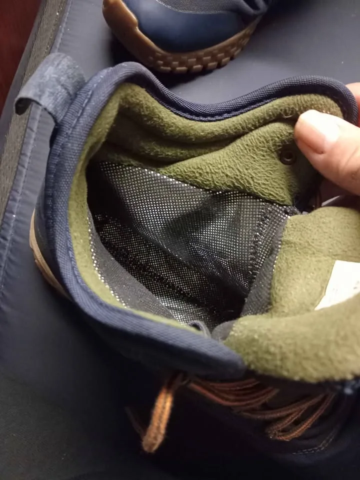 Columbia waterproof hiking shoes 13 image indicator(2)