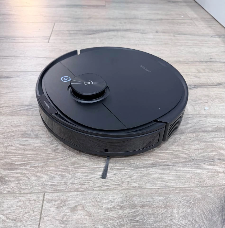 ECOVACS DEEBOT Robot Vacuum + Auto-Empty Station - photo 3