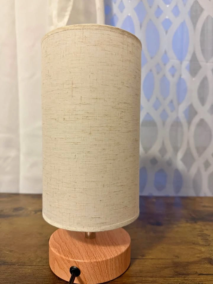 Bedside table lamp