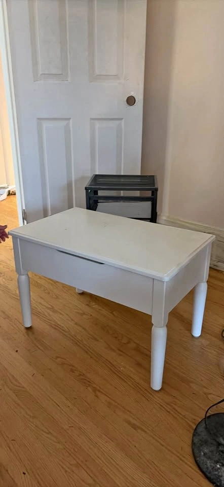 White Wooden Storage Bench with Lift Top