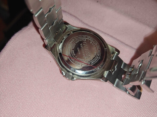 Guess Watch (no battery) - photo 3