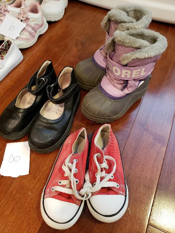 Lots of girls boots and shoes size 8 and 11 image indicator(2)