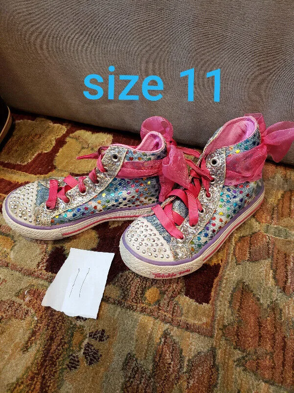 Lots of girls boots and shoes size 8 and 11 image indicator(4)