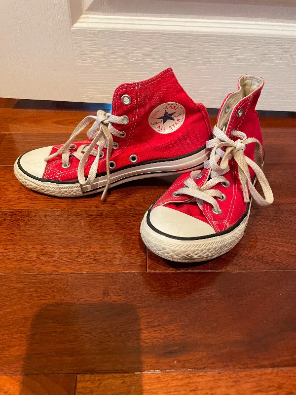 Converse All-Star red sneakers, kid size 2 thumbnail