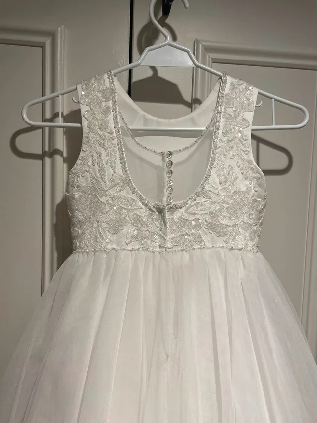 Communion dress / Flower girl dress - $99 image indicator(3)