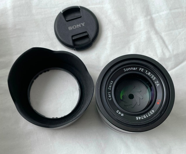 Sony ZEISS E-Mount FE Sonnar T* 55mm F/1.8 Lens - photo 2