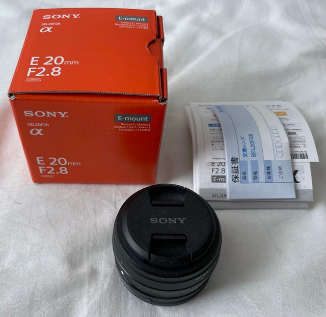 Sony APS-C E-Mount 20mm F/2.8 Compact Prime Pancake Lens
