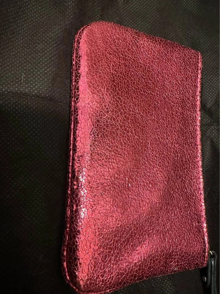 Victoria's Secret Metallic Pink Small Purse - photo 3