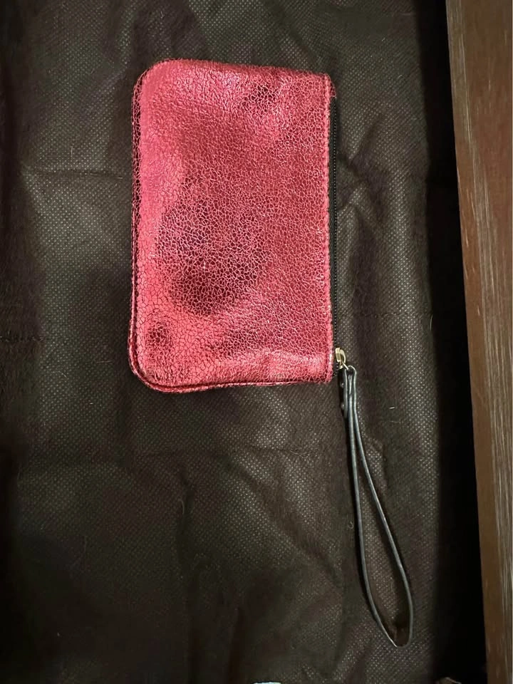 Victoria's Secret Metallic Pink Small Purse - photo 4