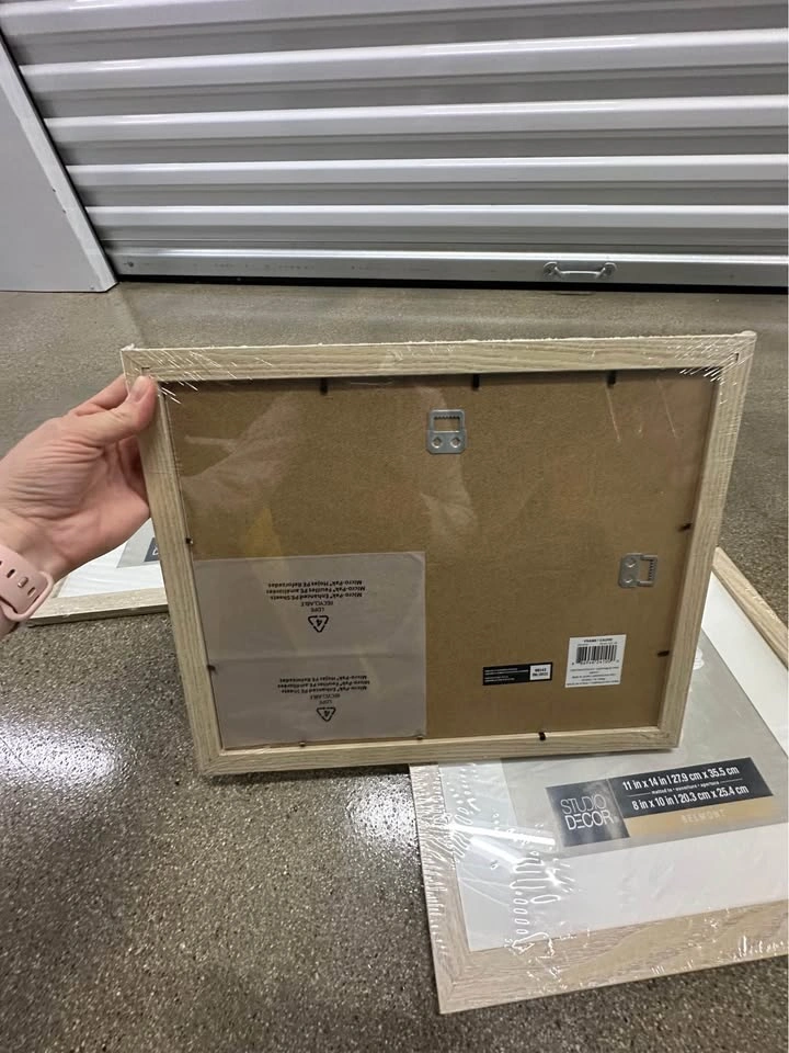 Set of 4 Picture Frames 11x14 (8x10 Mat) – New - photo 2