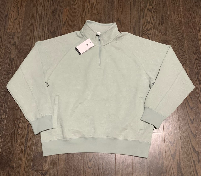 Nike Sweater