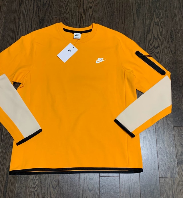 Nike Tech Fleece Crewneck - photo 3