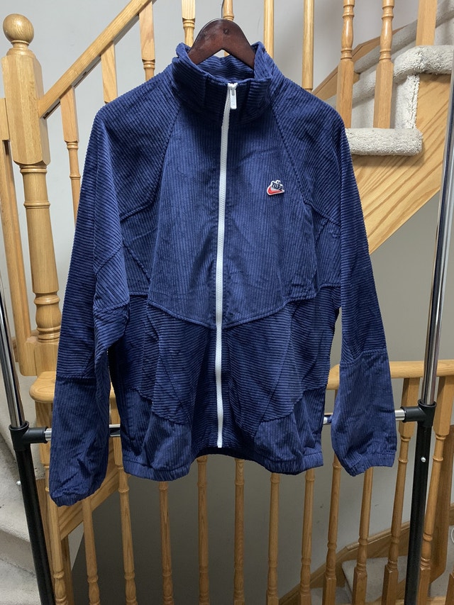 Nike Sweater