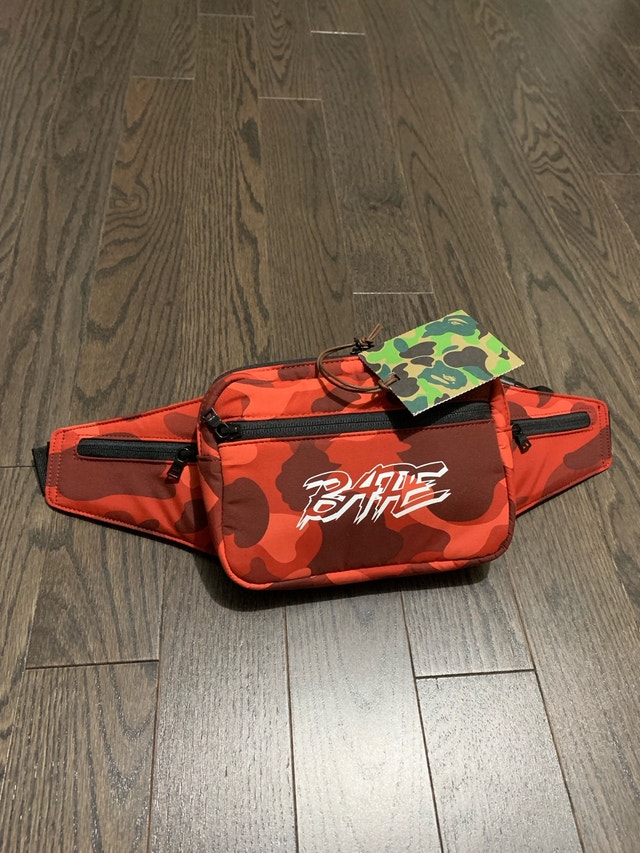 Bape Fannypack “Red Camo”