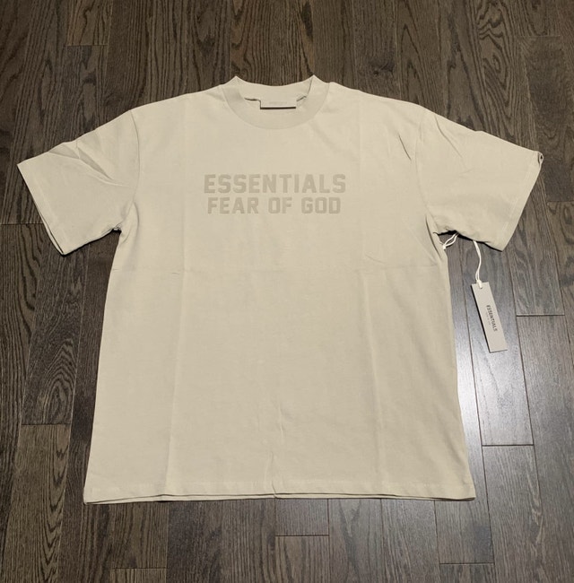 Essentials T shirt