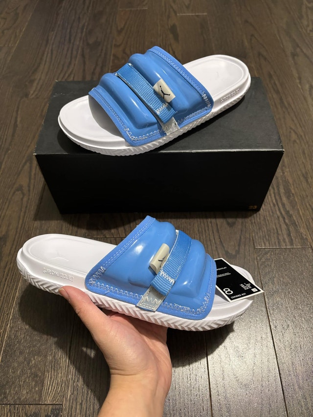 Jordan Super Play Slides “Legend Blue”