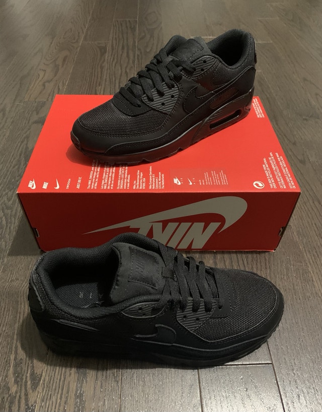 Nike Air Max 90 Recraft "Triple Black"