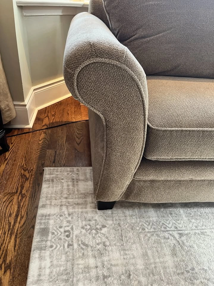 Elegant sage green chenille couch - photo 3