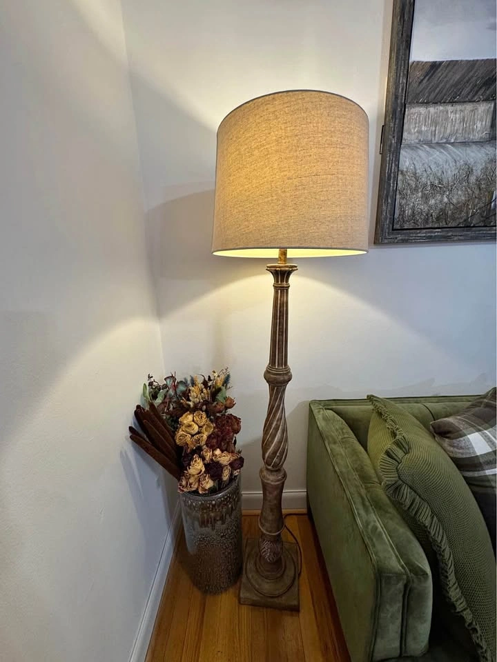 Moving sale: floor lamp