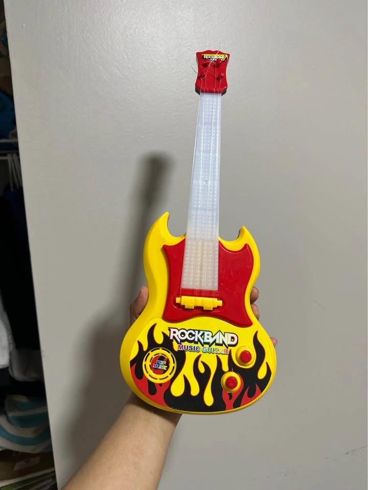 Baby guitar - photo 3