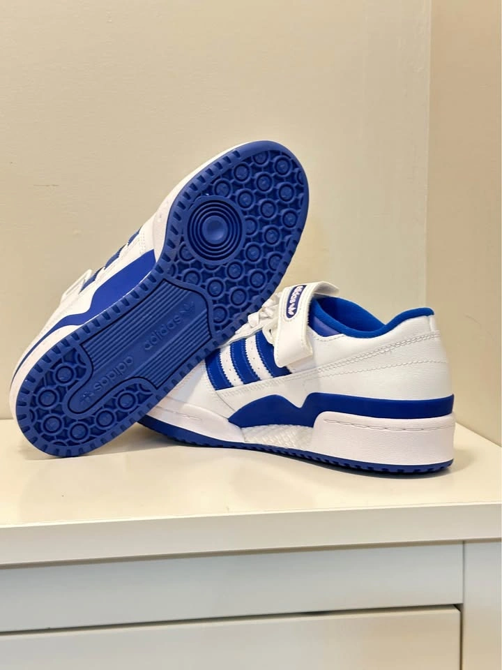 Adidas Shoes (Size 7) - photo 2
