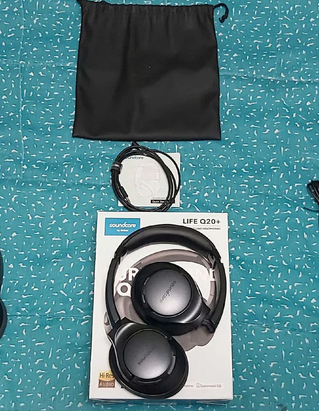 Mint Soundcore Life Q20+ noise canceling Bluetooth headphones image indicator(2)