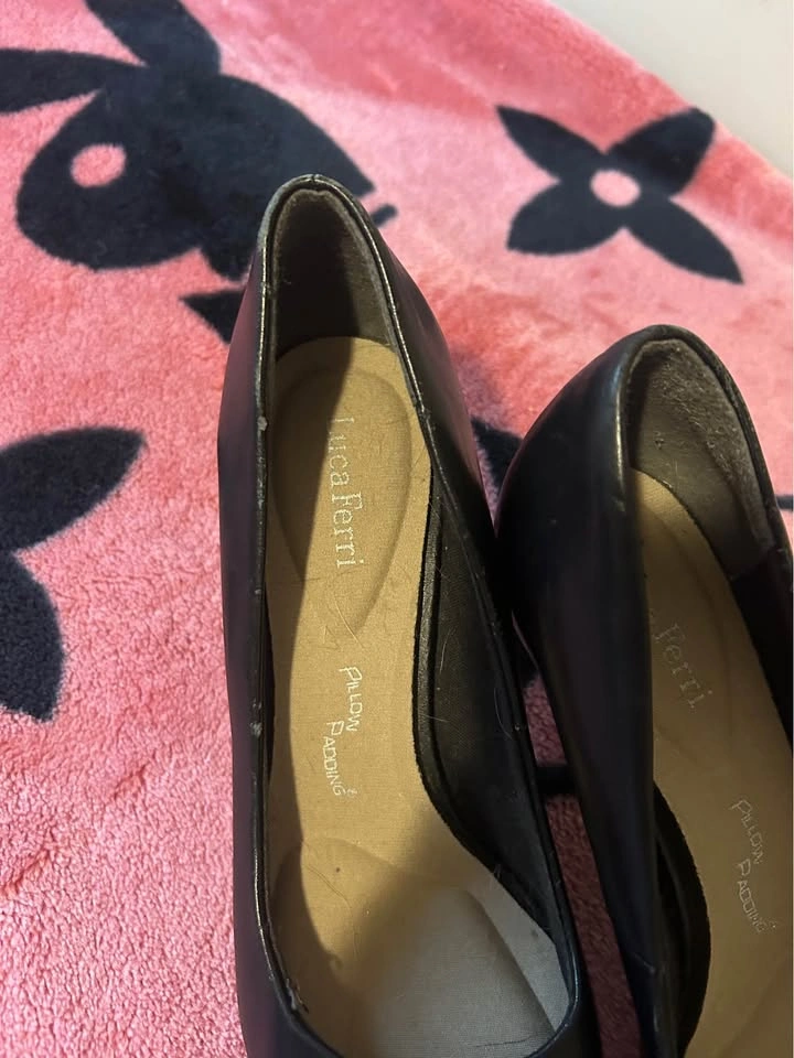 Luca Ferri Heels - Size 6 (Fits Women's 8) - photo 2