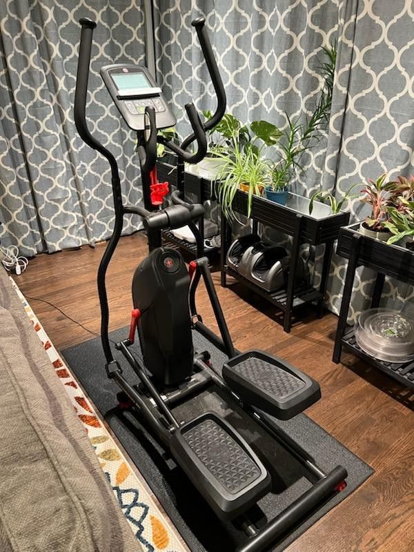 Schwinn Elliptical - photo 2